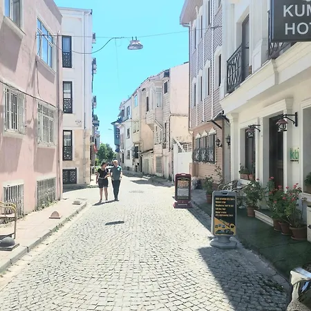 Ezgi Apart * Istanbul