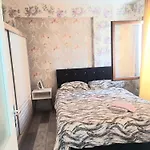 Ezgi * Isztambul